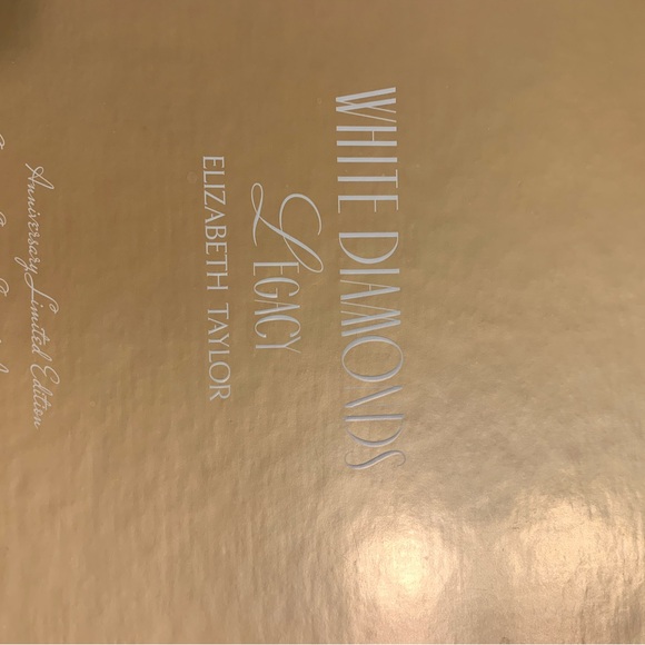 Elizabeth Taylor 4 piece set White Diamonds Legacy  gift set, NWT - Picture 4 of 4